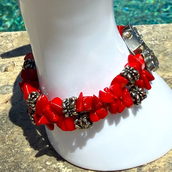 Mira Red Coral Chips Stretch Watch - Picture 8 of 12